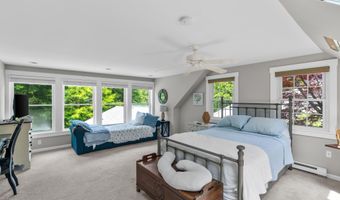 1486 Washington St, Bath, ME 04530