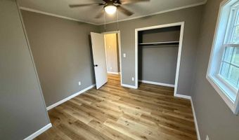 307 E Cumberland St, Albany, KY 42602