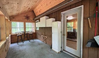 6 Maple Dr, Abbot, ME 04406