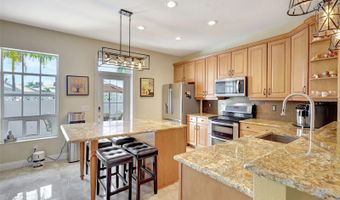 5518 LUMINAR POINTE Ln, Apollo Beach, FL 33572
