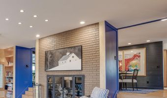 6 Williamsburg Ln, Bedford, NH 03110