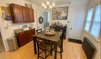 52 Grove St, Bangor, ME 04401