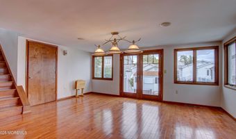 308 16th Ave, Belmar, NJ 07719