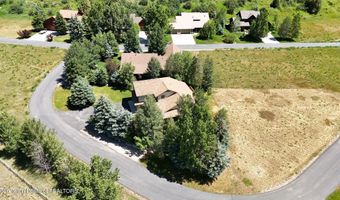 35 LUCY Cir, Alpine, WY 83128