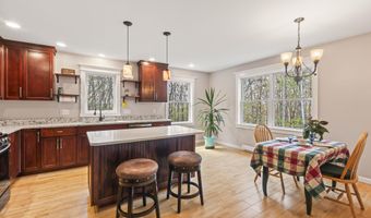 80 Maple St, Acton, ME 04001
