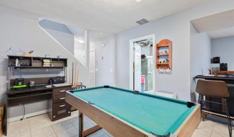 80 TOMAHAWK Trl, Cranston, RI 02921