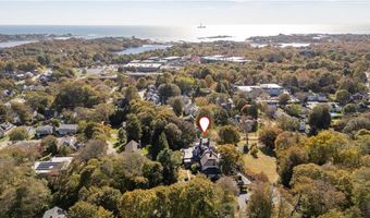 46 CHASTELLUX Ave M6, Newport, RI 02840