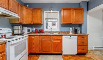 15 Central St, Ashburnham, MA 01430