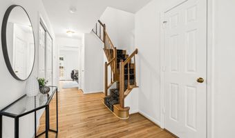 6739 MORNING RIDE Cir, Alexandria, VA 22315