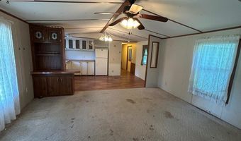 451 NEW HOPE Rd, Big Sandy, TN 38221
