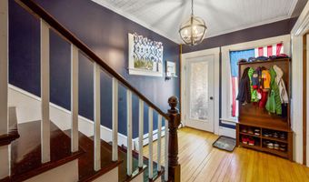 788 Union St, Bangor, ME 04401