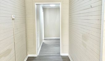 206 Henry M Turner St, Abbeville, SC 29620