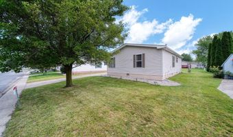 948 Savannah River Dr, Adrian, MI 49221