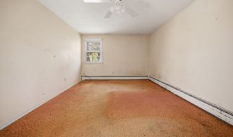 218 Woodland Ave, Bloomfield, CT 06002