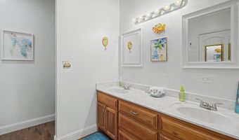 223 Sycamore St, Bay St. Louis, MS 39520