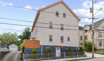 14 Parker St, Central Falls, RI 02863