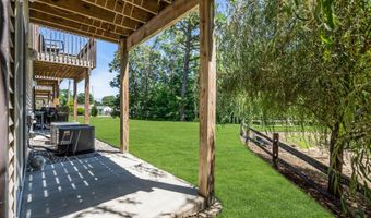 2 Berkeley Crossings Way, Bayville, NJ 08721