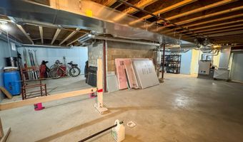 123 Eagle Point Rd, Aurora, ME 04408