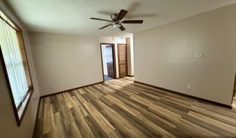 80 Green Ln, Batesville, AR 72501
