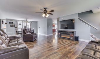 919 Angus Ln, Indianapolis, IN 46217