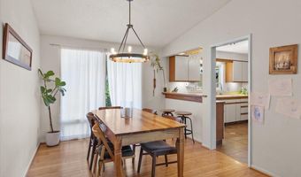 795 Twin Pines Cir, Ashland, OR 97520