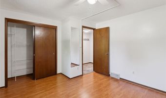 1619 HyVue St, Adel, IA 50003