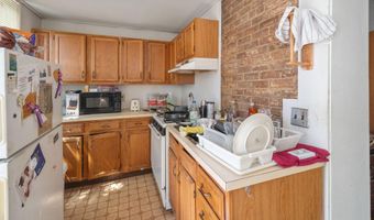 128 Hamilton St, Albany, NY 12207