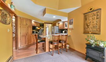 625 McKay Rd, Amsterdam, NY 12010