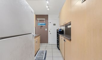 2442 Tusitala St 314, Honolulu, HI 96815