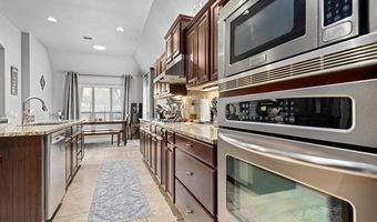 3207 Boardwalk Ct, Bartlesville, OK 74006