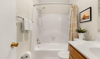 19 SHAGBARK Ct, Rockville, MD 20852