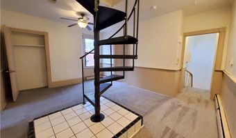 80 S 15th St 2, Airville, PA 15203