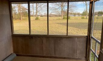 345 PAULINE Dr, Adamsville, TN 38310