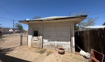 316 W Dallas Ave, Artesia, NM 88210