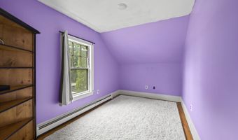 36 Vernon St, Auburn, ME 04210