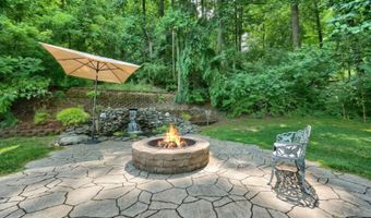 7714 PARADISE Hts, Abbottstown, PA 17301