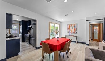 17660 Martha St, Encino, CA 91316