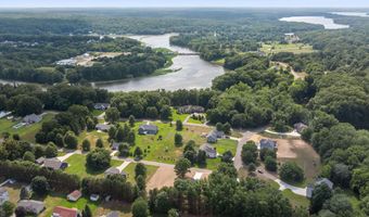 1765 Fairview Dr, Allegan, MI 49010