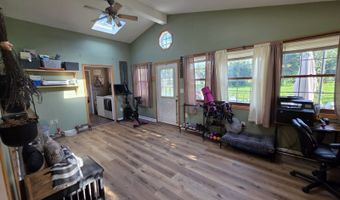 19 Park Lane Dr, Athens, OH 45701