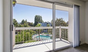 950 Shorepoint Ct 307, Alameda, CA 94501