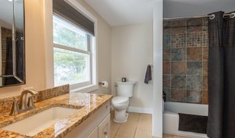 12 Laurence Way, Falmouth, ME 04105