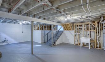 811 SUNSET Ter, Dover, DE 19904