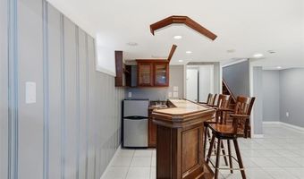 6354 Shenandoah Ave, Allen Park, MI 48101