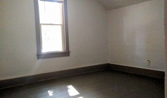 215 N H St, Albion, WA 99163