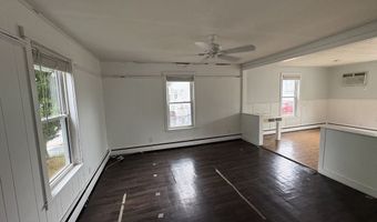 2-4 Elmwood St, Amesbury, MA 01913
