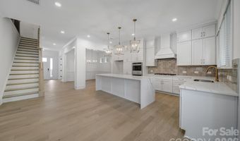 1016 Rockway Dr, Charlotte, NC 28205