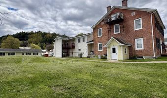 71 S Main St, Cambridge, VT 05444