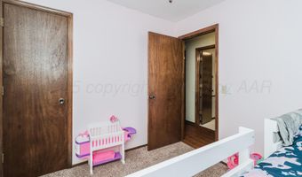 1120 SUGARLOAF Dr, Amarillo, TX 79110