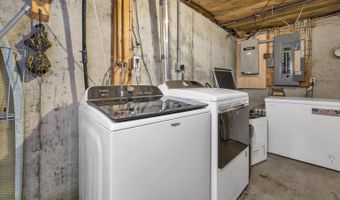 3 Holly Ln, Brookfield, NH 03872