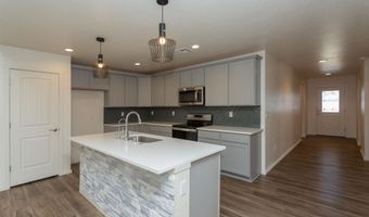 2415 W Ray Ave, Artesia, NM 88210